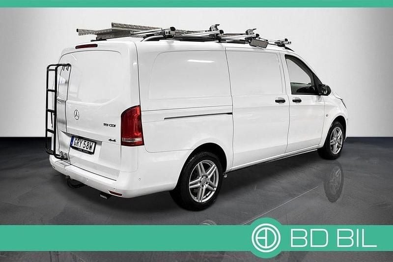 Begagnad Mercedes Vito 190 HK (139 kW) 2022 Vit Van