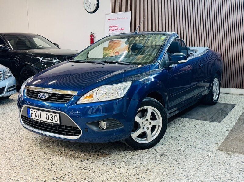 Blå Begagnad 2010 Ford Focus Cabriolet Trend Cab | 74 900 kr - Bild 1/4