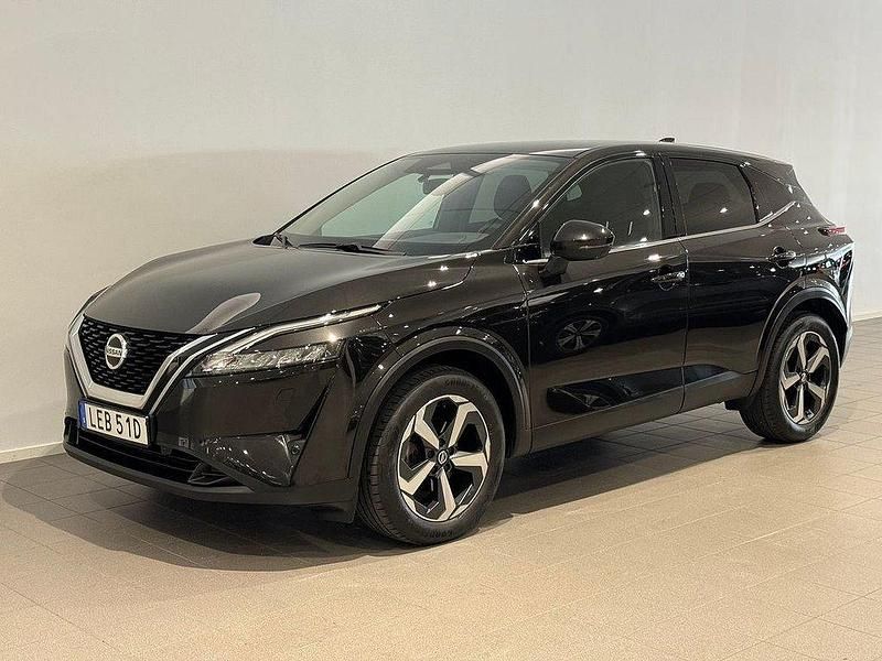 Svart Begagnad 2022 Nissan Qashqai SUV | 299 500 kr (Marknadspris) - Bild 1/3