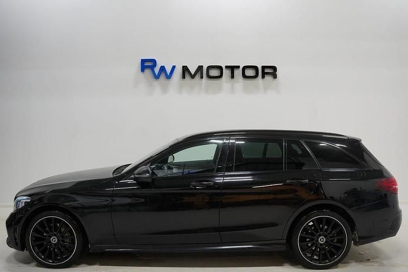 Begagnad Mercedes C220 AMG 194 HK (142 kW) 2021 Svart Kombi