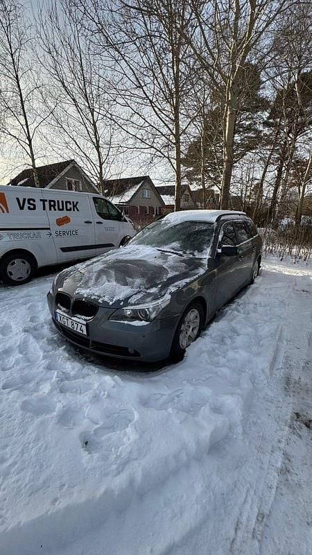 Begagnad BMW 530 258 HK (189 kW) 2006 Kombi