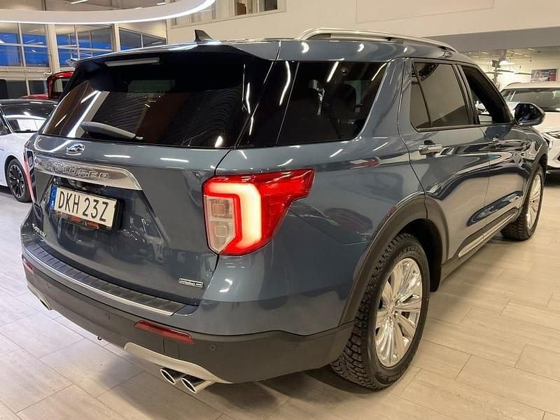 Begagnad Ford Explorer Hybrid Platinum 457 HK (336 kW) 2021 Blå SUV