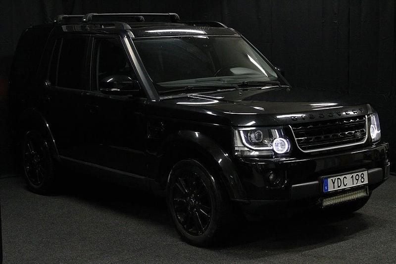 Svart Begagnad 2014 Land Rover Discovery 4 HSE SUV | 294 900 kr - Bild 1/4