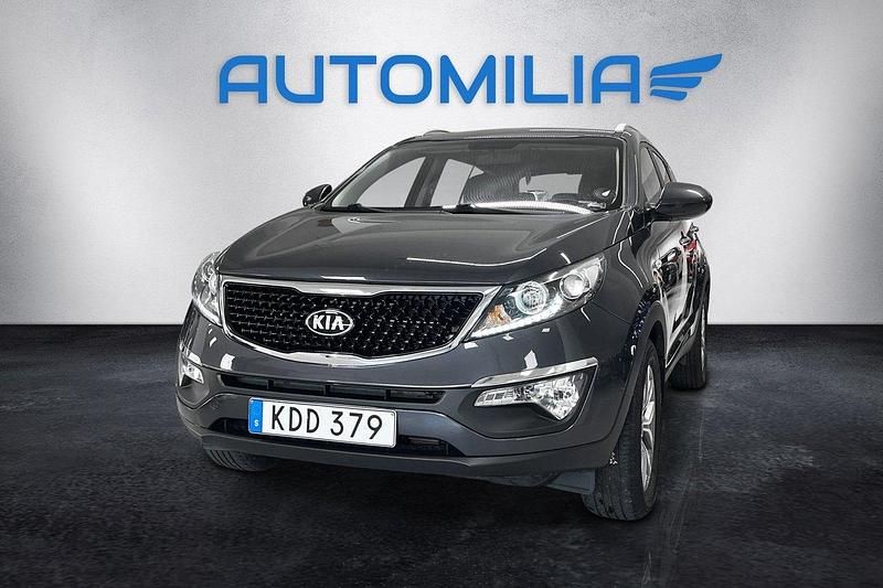 Grå Begagnad 2015 Kia Sportage SUV | 124 900 kr (Marknadspris) - Bild 1/4