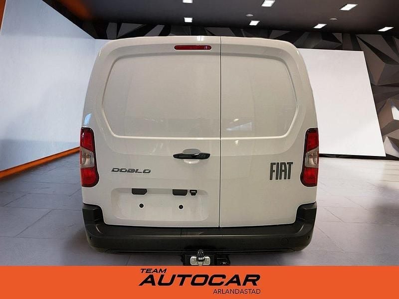 Ny Fiat Doblò 101 HK (74 kW) 2025 Vit Minibuss
