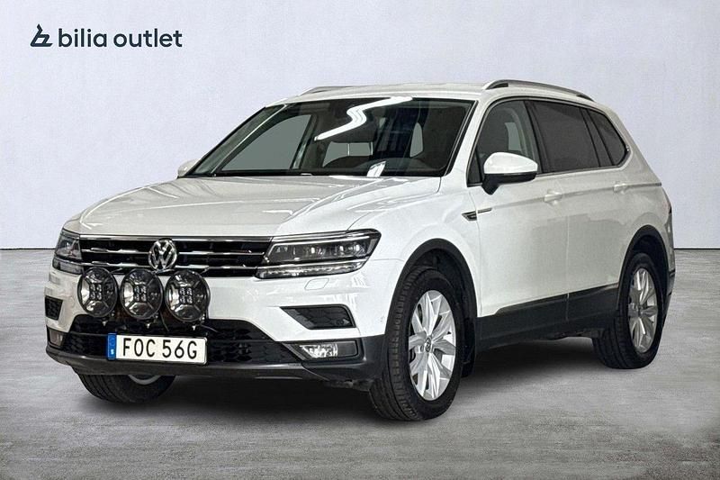 Vit Begagnad 2021 VW Tiguan Allspace SUV | 269 900 kr (Bra pris) - Bild 1/3