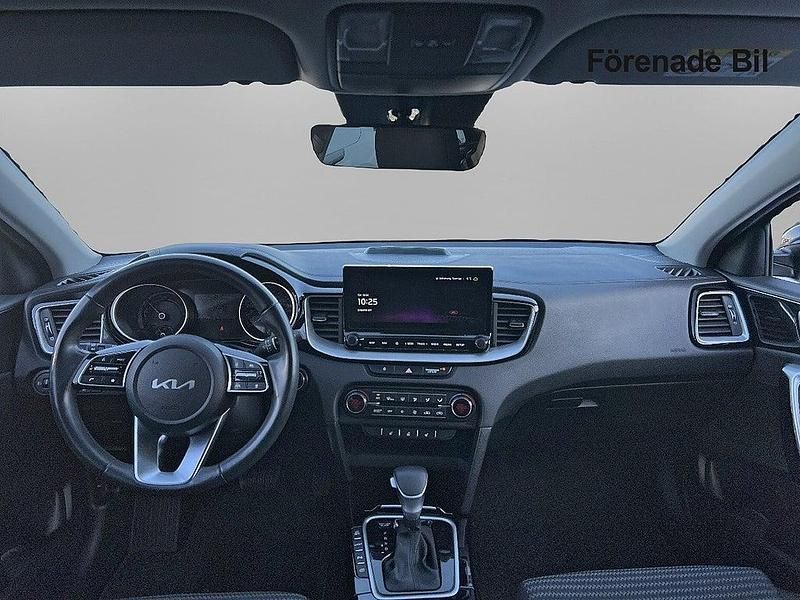 Begagnad Kia Ceed Sportswagon 141 HK (103 kW) 2022 Pearl black Kombi