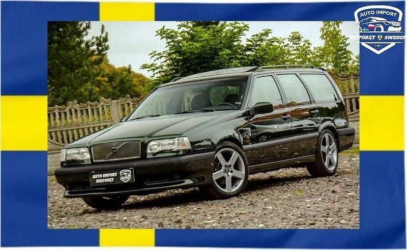 Olive green Begagnad 1995 Volvo 850 Kombi | 195 000 kr - Bild 1/4