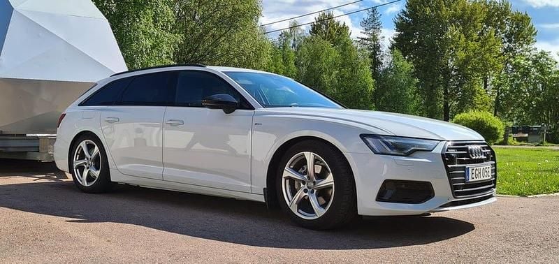 Glacier white metallic Begagnad 2020 Audi A6 Sport Kombi | 299 000 kr (Dyr) - Bild 1/3