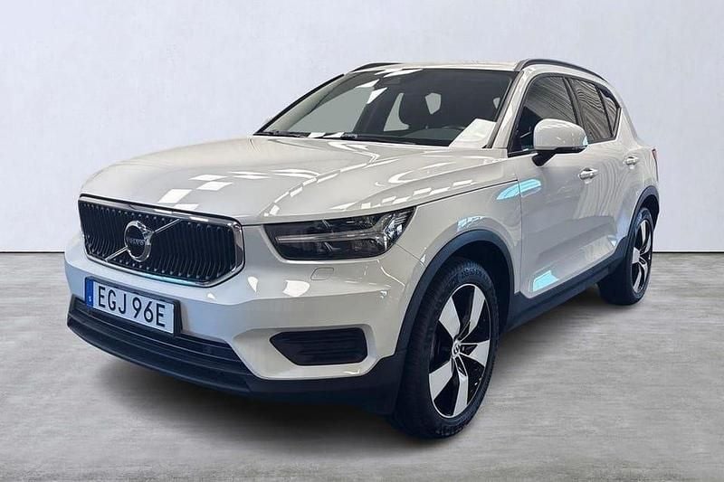 Vit Begagnad 2019 Volvo XC40 SUV | 229 500 kr (Marknadspris) - Bild 1/4