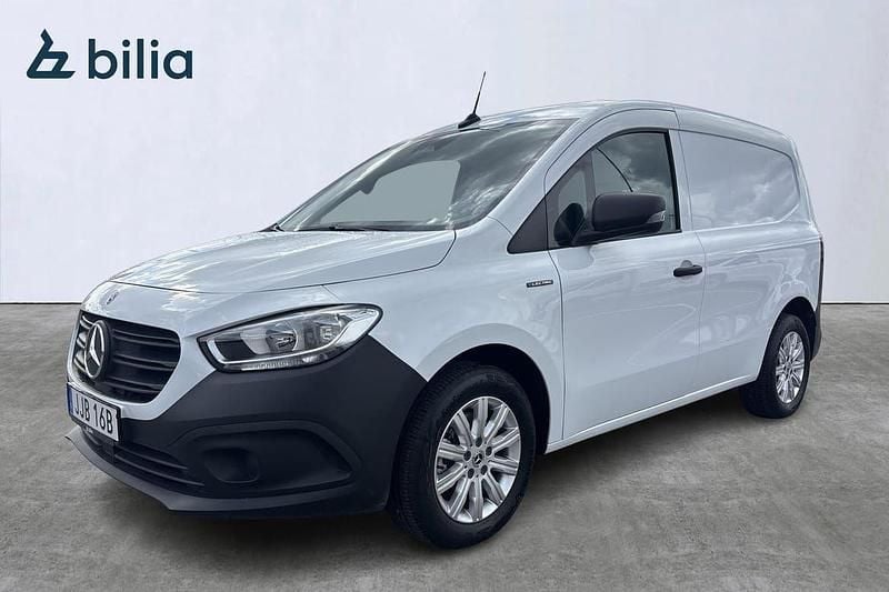Vit Begagnad 2023 Mercedes eCitan Van | 349 000 kr (Bra pris) - Bild 1/4
