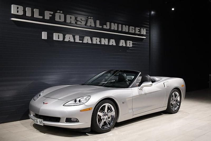 Begagnad Chevrolet Corvette LS 405 HK (297 kW) 2007 Silver Cab
