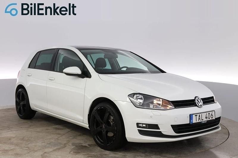 Vit Begagnad 2014 VW Golf VII Trendline Halvkombi | 99 900 kr (Superpris) - Bild 1/4