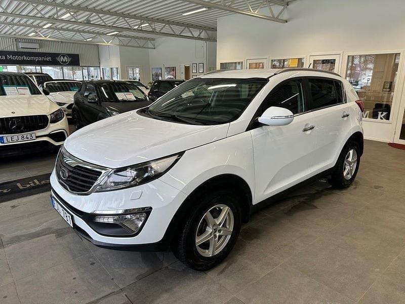 Begagnad Kia Sportage Comfort 135 HK (99 kW) 2011 Vit SUV