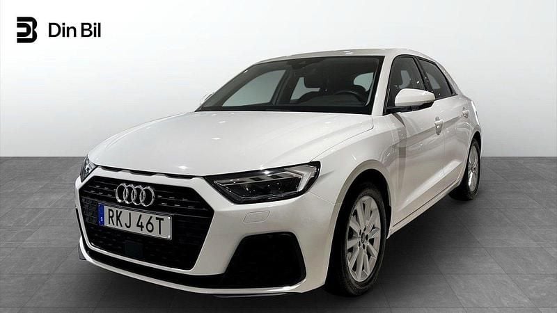 Vit Begagnad 2021 Audi A1 Sportback Proline Halvkombi | 199 000 kr (Marknadspris) - Bild 1/4