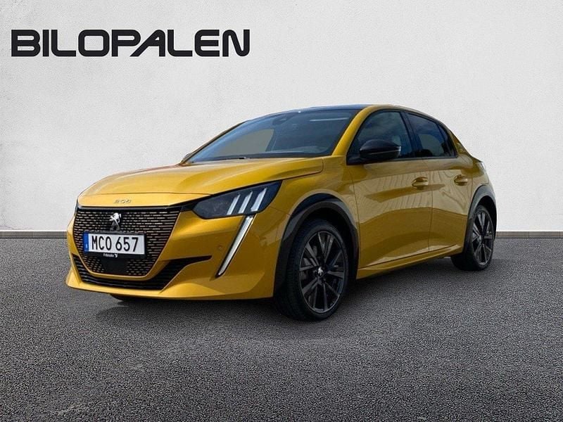 Gul (gul agueda) Begagnad 2022 Peugeot e-208 GT Halvkombi | 254 900 kr (Dyr) - Bild 1/4