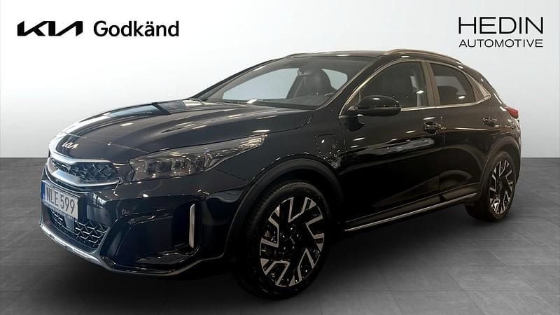 Svart (black) Begagnad 2023 Kia XCeed Advance SUV | 264 900 kr (Bra pris) - Bild 1/4