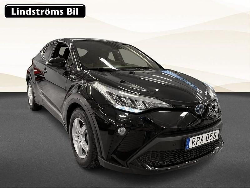 Begagnad Toyota C-HR Executive 124 HK (91 kW) 2021 Svart SUV