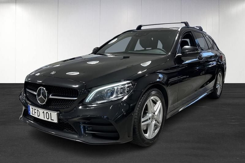 Svart Begagnad 2021 Mercedes C220 AMG Kombi | 289 000 kr (Bra pris) - Bild 1/4