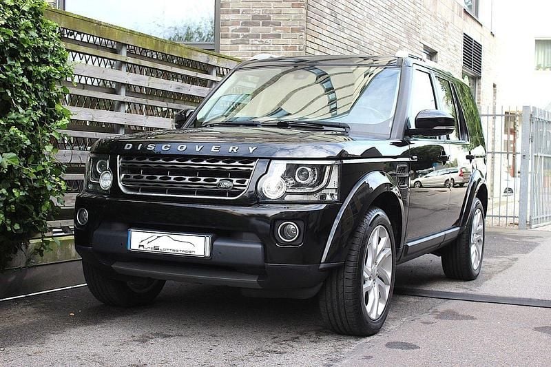 Svart Begagnad 2016 Land Rover Discovery 4 HSE SUV | 319 000 kr (Lite dyr) - Bild 1/4