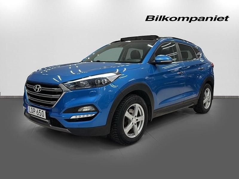 Blå Begagnad 2015 Hyundai Tucson Premium SUV | 149 900 kr (Bra pris) - Bild 1/4