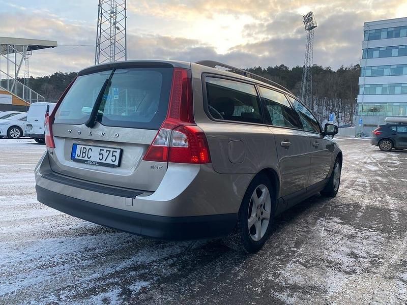 Begagnad Volvo V70 145 HK (106 kW) 2009 Kombi