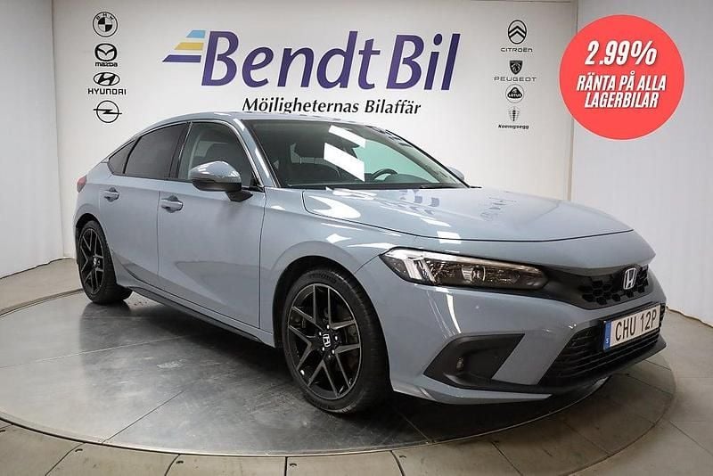Begagnad Honda Civic 184 HK (135 kW) 2023 Grå Halvkombi