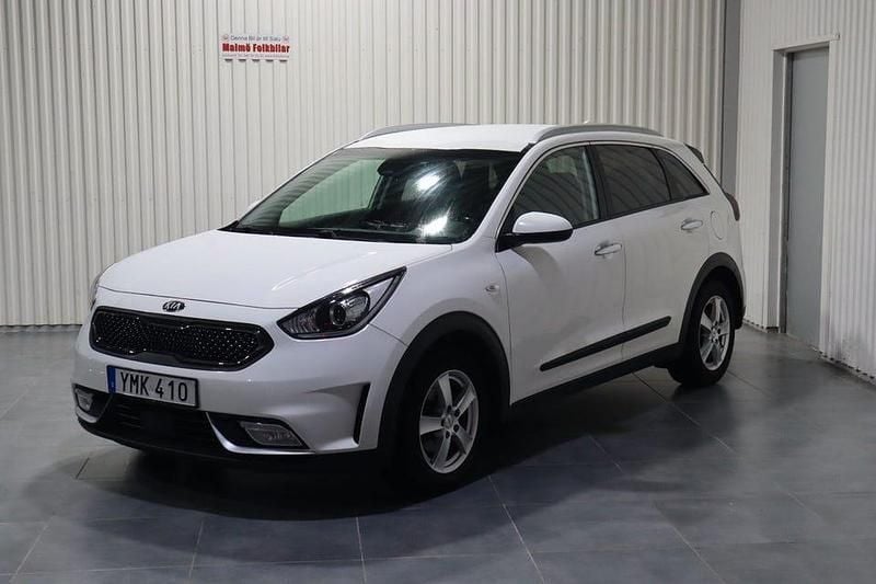 Begagnad Kia Niro Advance 141 HK (103 kW) 2017 Vit SUV