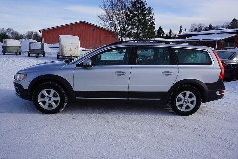 Begagnad Volvo XC70 Momentum 163 HK (119 kW) 2013 Grå Kombi
