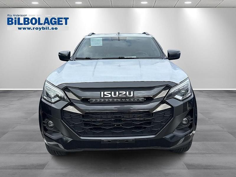 Begagnad Isuzu D-Max 163 HK (119 kW) 2024 Svart Pickup