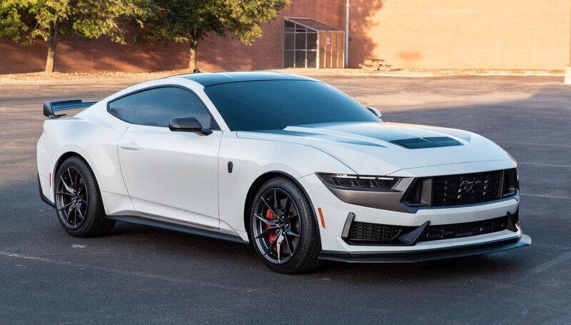 Ny 2024 Ford Mustang Dark Horse Sportkupé | 829 900 kr - Bild 1/3