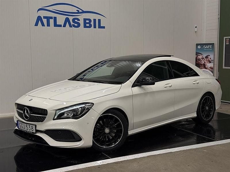 Vit Begagnad 2016 Mercedes CLA220 AMG Sedan | 219 900 kr (Marknadspris) - Bild 1/4