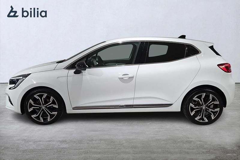 Begagnad Renault Clio V Techno 91 HK (66 kW) 2022 Vit Halvkombi