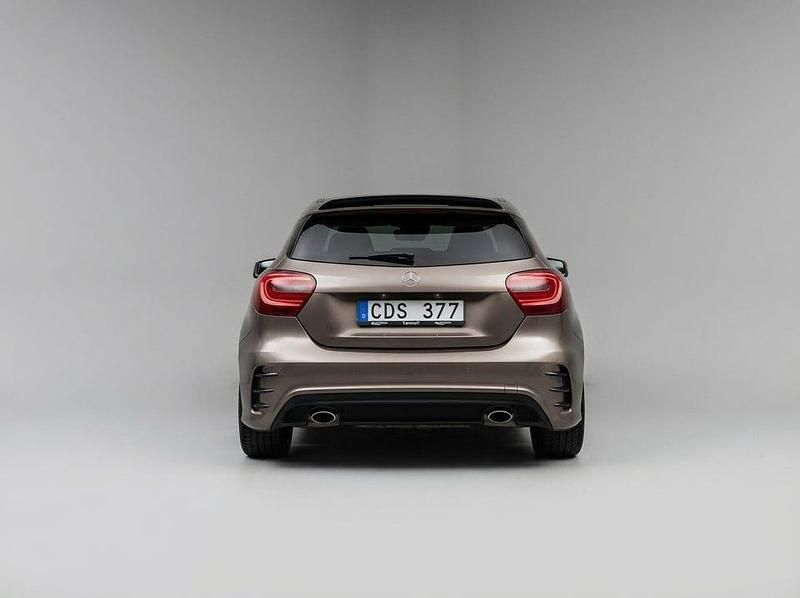 Begagnad Mercedes A200 156 HK (114 kW) 2013