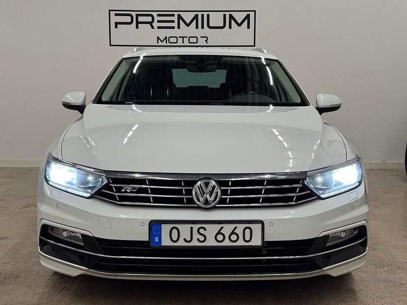 Begagnad VW Passat GT 190 HK (139 kW) 2016 Vit Kombi