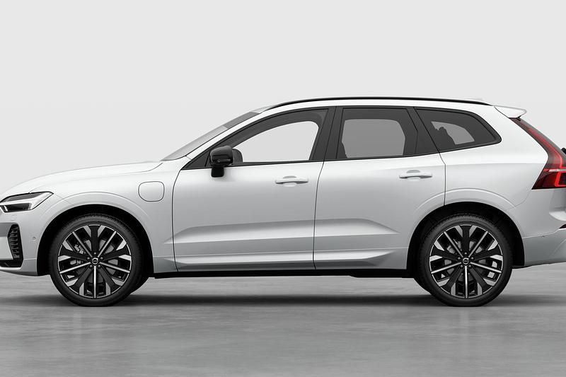 Vit Ny 2025 Volvo XC60 SUV | 655 800 kr (Lite dyr) - Bild 1/4