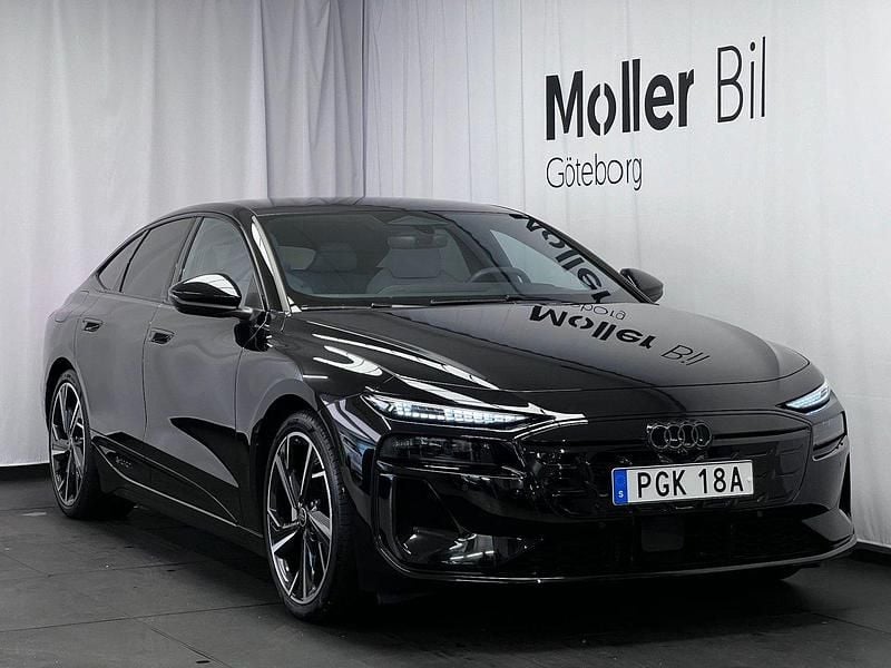 Svart (mytsvart metallic) Begagnad 2025 Audi e-tron S-Line SUV | 899 900 kr - Bild 1/4