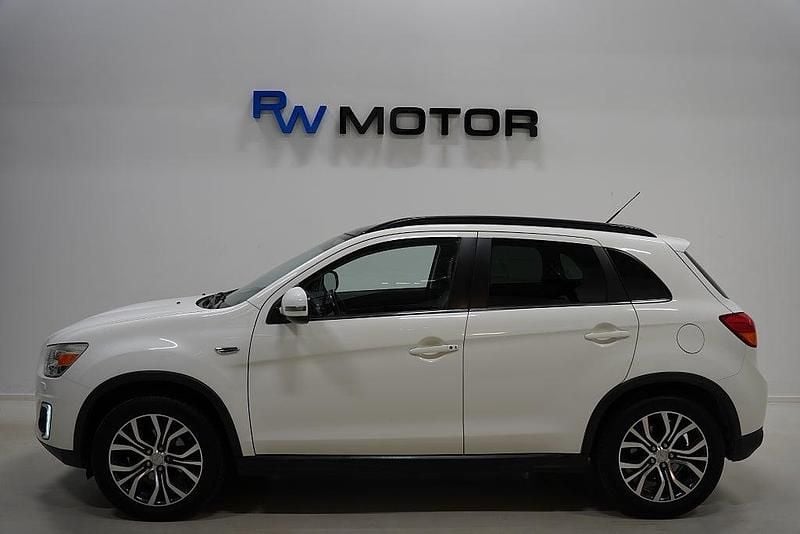 Begagnad Mitsubishi ASX 150 HK (110 kW) 2015 Vit SUV