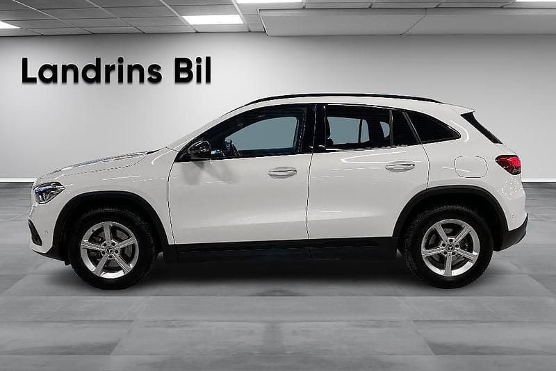 Begagnad Mercedes GLA200 Progressive 150 HK (110 kW) 2020 Vit SUV