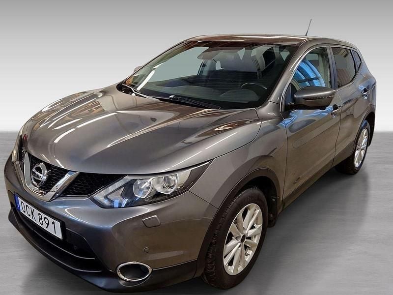 Grå Begagnad 2016 Nissan Qashqai SUV | 141 000 kr (Marknadspris) - Bild 1/4