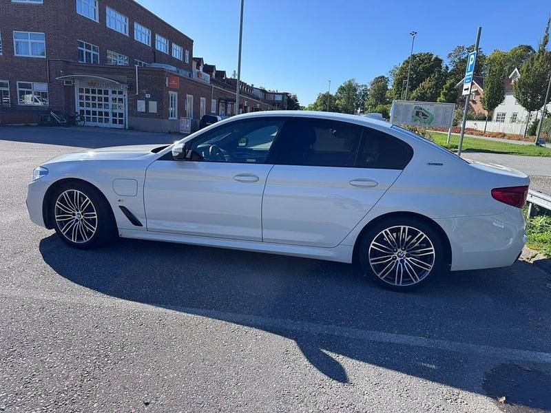 Begagnad BMW 530 iPerformance 252 HK (185 kW) 2019 Sedan