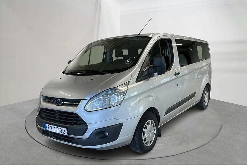 Grå Begagnad 2015 Ford Transit Custom Kombi | 98 000 kr (Bra pris) - Bild 1/4