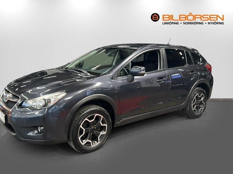 Grå Begagnad 2012 Subaru XV SUV | 89 900 kr (Lite dyr) - Bild 1/4