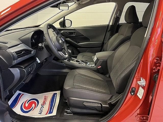 Begagnad Subaru Crosstrek 150 HK (110 kW) 2024 Orange SUV