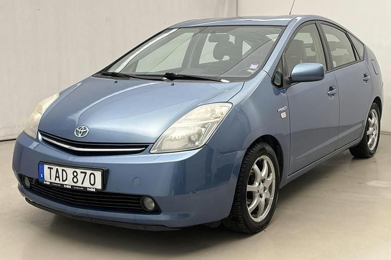 Blå Begagnad 2007 Toyota Prius Halvkombi | 45 000 kr (Marknadspris) - Bild 1/4
