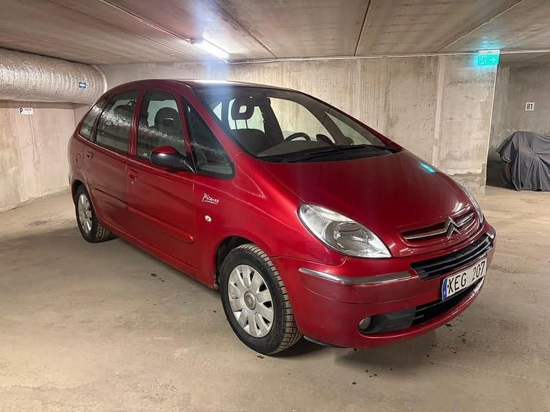Begagnad Citroën Xsara Picasso 109 HK (80 kW) 2006 Minibuss