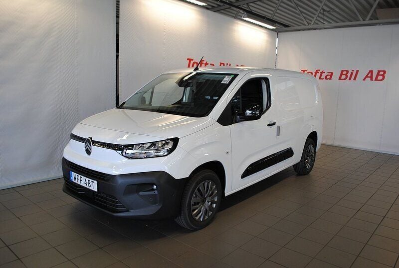 Vit Ny 2025 Citroën Berlingo Minibuss | 349 875 kr (Marknadspris) - Bild 1/4