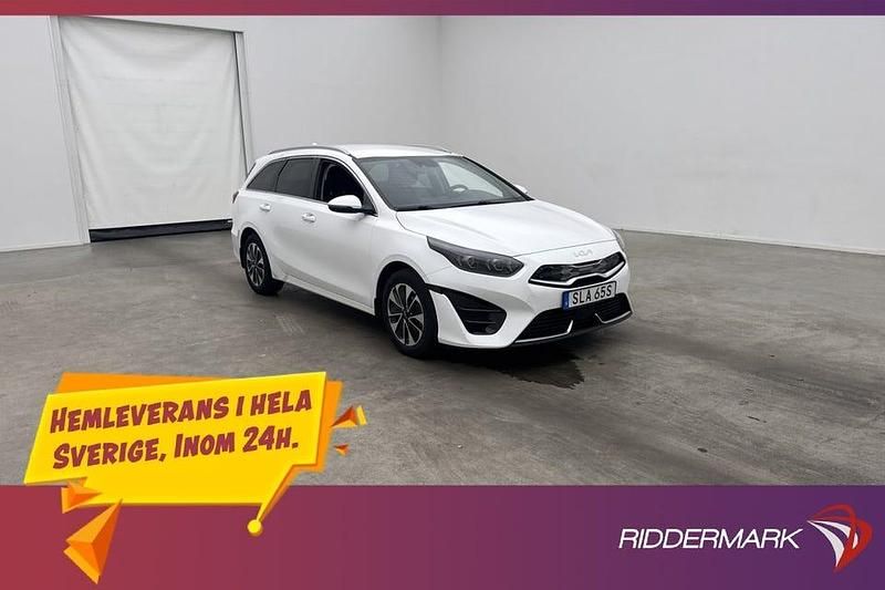 Vit Begagnad 2022 Kia Ceed Sportswagon Advance Kombi | 194 900 kr (Dyr) - Bild 1/3