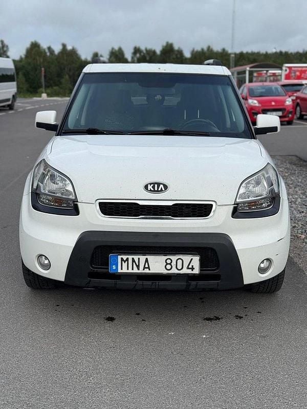 Vit Begagnad 2010 Kia Soul 4 SUV | 57 000 kr (Bra pris) - Bild 1/4