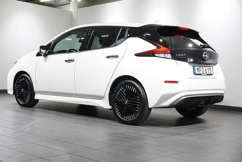 Begagnad Nissan Leaf 360º 110 kW (150 HK) 2023 Okänd Halvkombi